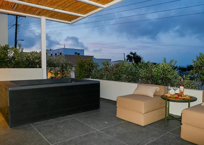 Center Villa Fira (Santorini)