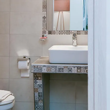 Villa Center Fira (Santorini)