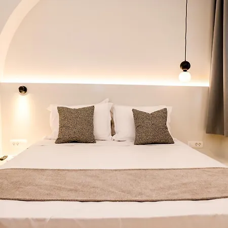 Center * Fira (Santorini)