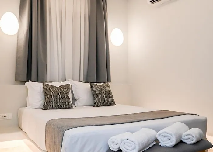 Center Villa Fira (Santorini)