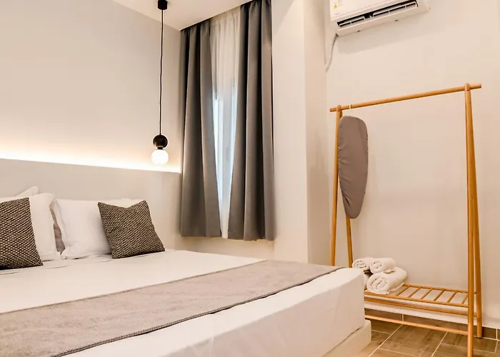 Center Fira (Santorini)