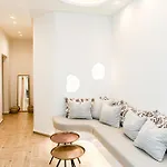 Center Villa