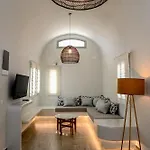 Center Villa Fira (Santorini)