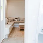Center Villa