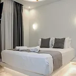 Center Villa *