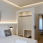 Center Villa *