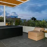 Center Villa Fira (Santorini)