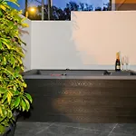 Center Villa