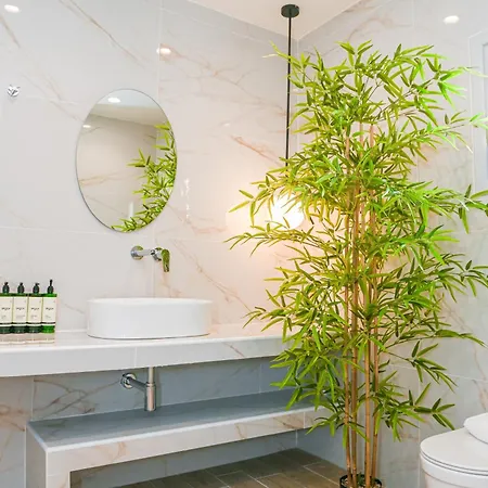 Center Вилла Тира