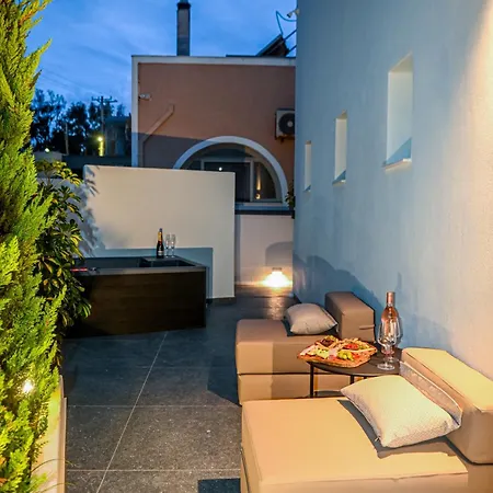 Center * Fira (Santorini)