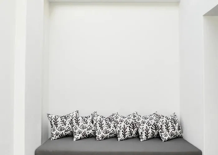 Center * Fira (Santorini)